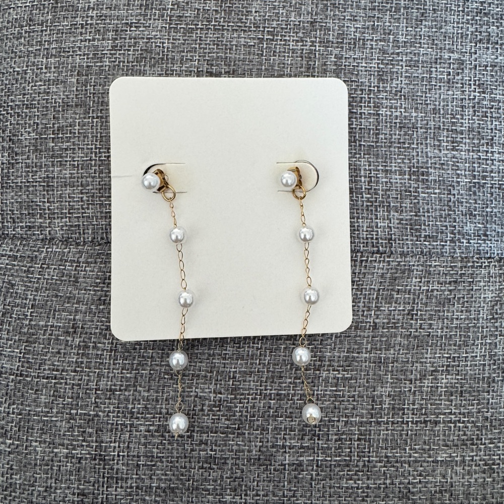 Beautiful Earth Gold and Pearl Drop Earrings / Bundle 5 for $25